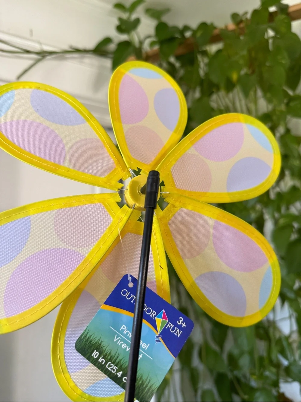 N/A cheerful yellow